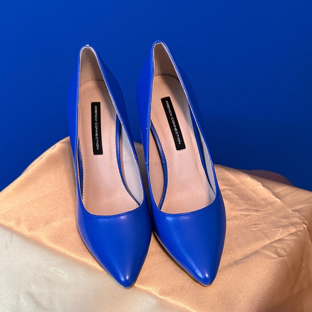 French Connection Vibrant Blue Heels - Picture 4 of 5